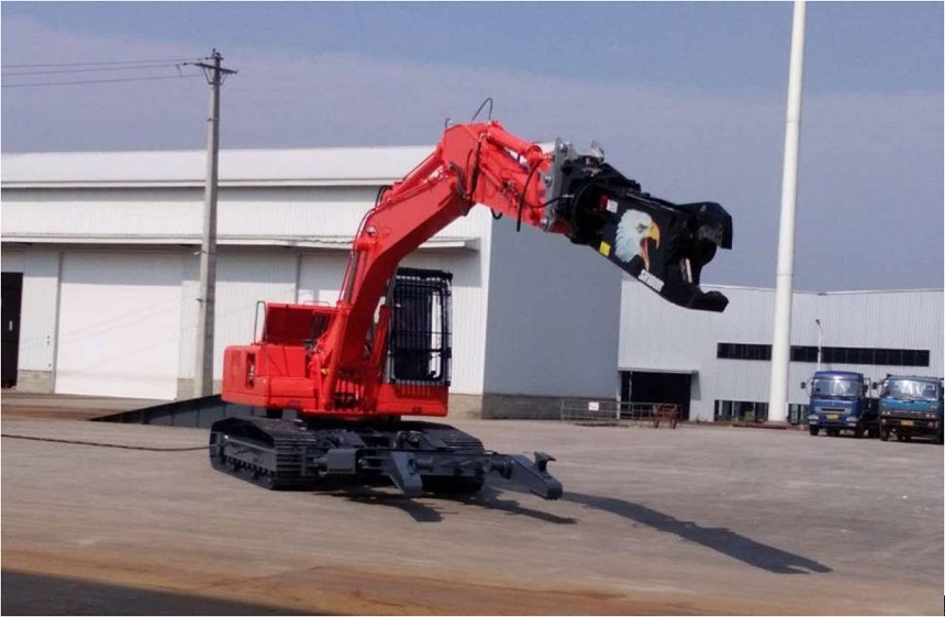 電動報廢汽車拆解機.jpg