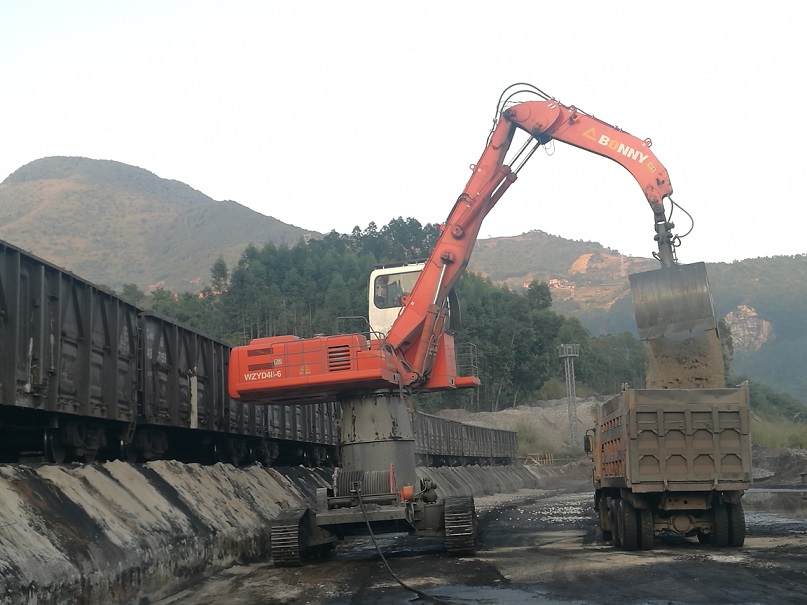 電動抓料機.jpg